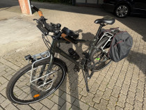 Bicicleta de oras echipata