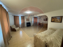 Casă / Vilă cu 6 camere de v&acirc;nzare &icirc;n zona Darmanesti