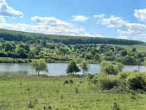 Teren 550 mp de in Tocile