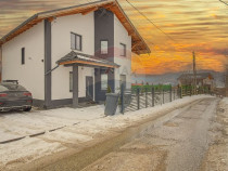 Vilă la Sohodol, 6 camere, D + P + M, teren 847 mp