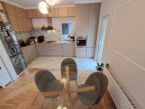 Duplex situat in Floresti zona Terra