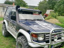 Mitsubiși pajero off road 2500