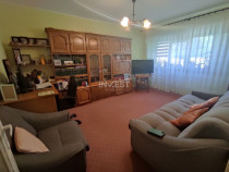 Apartament 2 cam. decomandat, et. 1, Nicolina