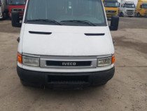 Dezmembrez Iveco Daily 2.8 HPI microbuz persoane 2000 - 2006