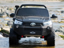 Masinuta electrica pentru 2 copii Toyota Hilux 4WD #Black