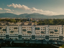 3 camere, 77 mp + 29 mp balcon, bloc nou Brasov, aprilie 2024