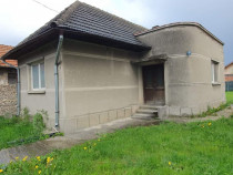 Casa - Tarlungeni judetul Brasov