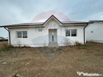 De vanzare Casa cu 4 camere