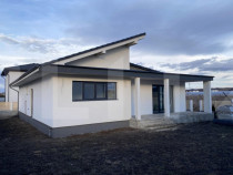 Casa individuala cu design modern JUCU KM 17, 125mp utili, 5