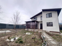 Casa 140 mp util si 440 mp teren in Dorobanti, com. Aroneanu