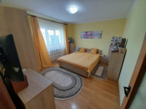Proprietar apartament 3 camere,Giurgiu,Dacia,74m,bloc izolat termic