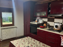 Vand apartament cu 3 camere decomandat