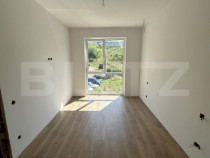 Apartament, 2 camere, Zona Vivo