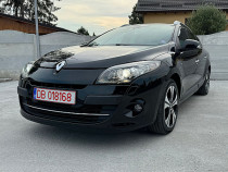 Liciteaza-Renault Megane 2012