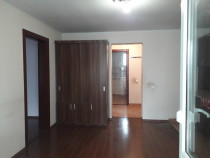 Apartament cu 3 camere decomandate Zona Ultracentrala