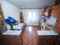 Apartament 2 camere Decomandat - zona Delfinului