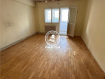 Apartament 3 camere Alexandru cel Bun,