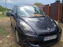 Liciteaza-Renault Scenic 2010