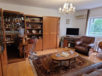 APARTAMENT 3 CAMERE, ZONA LINISTITA