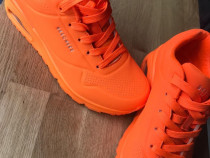 Orange sketchers marimea 35.5