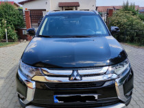 Mitsubishi Outlander Edition 100+ 2.2 Di-D / automat / 360 camera