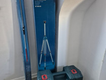 Bosch Professional BT 300 HD + Trepied stativ și rigla laser