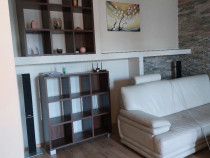 Inchiriez Apartament 2 camere - zona Teilor