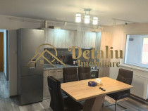 Apartament decomandat cu 3 camere, Cetate