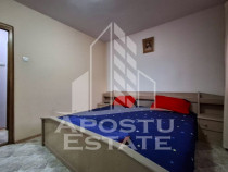 Apartament cu 2 camere semidecomandat centru