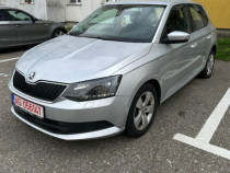 Vând Skoda Fabia 2016 combustibil diesel 164000km