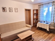 Apartament 2 camere semidecomandat și parcare în Iris