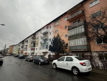 Apartament pe Str. Călugăreni, 2 camere, et.3