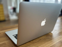 Apple MacBook Air 13-inch