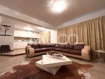 Casa de vanzare cu 5 camere 2 balcoane garaj incalzit 2 bai