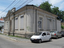 Casa Boiereasca D+P+M pozitie excelenta pe colt zona Centru