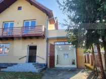 Casa superba cu 4 camere de vanzare