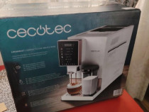 Cecotec Coffee Machine Cremmaet Compactccino White Rose