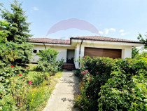 Casă / Vilă cu 4 camere / 290 mp s.c. / teren 1065 mp /...
