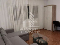 Apartament cu 3 camere, 2 bai, Centrala Proprie, Compelex...