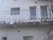 Casa individuala, 7 camere, 217 mp, 624 mp teren, zona Frate