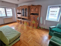 Apartament 3 camere etaj intermediar intrare Racadau