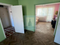 Apartament 3 camere - zona Centrul Civic