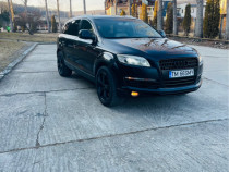 Audi Q7 7 locuri