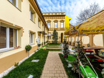 Apartamente noi la curte, Piața Avram Iancu.