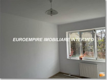 Garsoniera de vanzare zona Cet, recent renovata