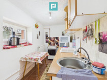 Casă de vânzare la graniță