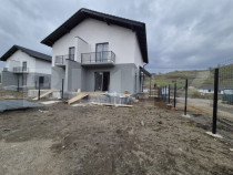 Casa duplex cu 3 camere in Livezeni