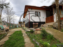 Casa 3 camere de vanzare | 2600mp teren| Cerasu, Prahova ...