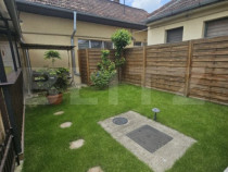 Casa 5 camere, 180 mp utili, 400 mp teren, zona semicentrala