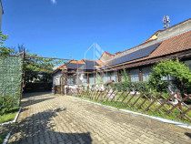 Casa individuala cu 4 camere si 2 garaje, zona Lipovei